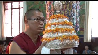 H.E. Thartse Khen Rinpoche offering to H.E. Luding Khenchen Rinpoche 塔泽堪仁波切 献供 尊贵的祿頂堪千仁波切八十大寿之长寿法会