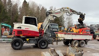 Köp Grävmaskin Takeuchi TB295W med tippvagn och redskap på Klaravik