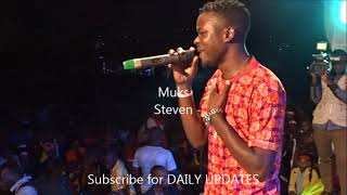 Jovan Luzinda owe Emboseera shines at his recent perfomance. New ugandan mysic videos 2018.Muks stee