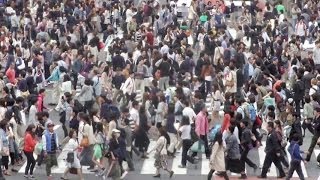 Shibuya Crossing in Tokyo on May, 2014 (渋谷スクランブル交差点2014年5月)