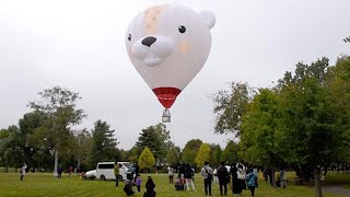 あさっぴーの熱気球登場　空にふわふわ　当選者わくわく