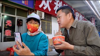 旅拍第一站湖北麻城，美好的一天从早餐开始，一碗热干面让我吃的爽