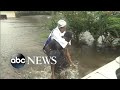 Volunteers answer Harvey victims' pleas for rescue