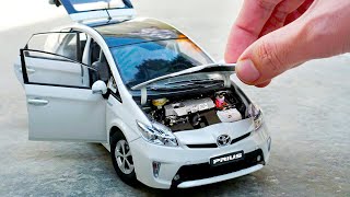 Unboxing of Toyota Prius Hybrid 1:18 Scale Diecast Model Car