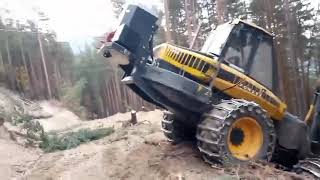 Ponsse synchro winch working on steep slopes in Bulgaria