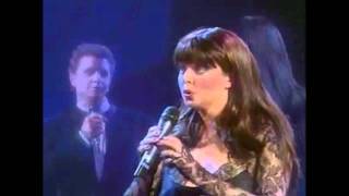 ‪All I Ask Of You  (Sarah Brightman and Michael Ball)