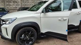 SsangYong Rexton Sport пикап дизель из Южной Кореи в наличии в Москве состояние как новый