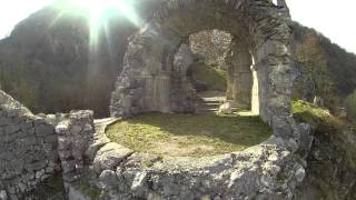 Sur les ruines du chateau Bramevaque