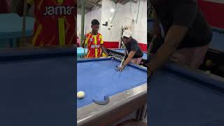 Cuando ya conoces a tu compa que siempre hace trampa en el billar 😂🎱 #shorts #humor