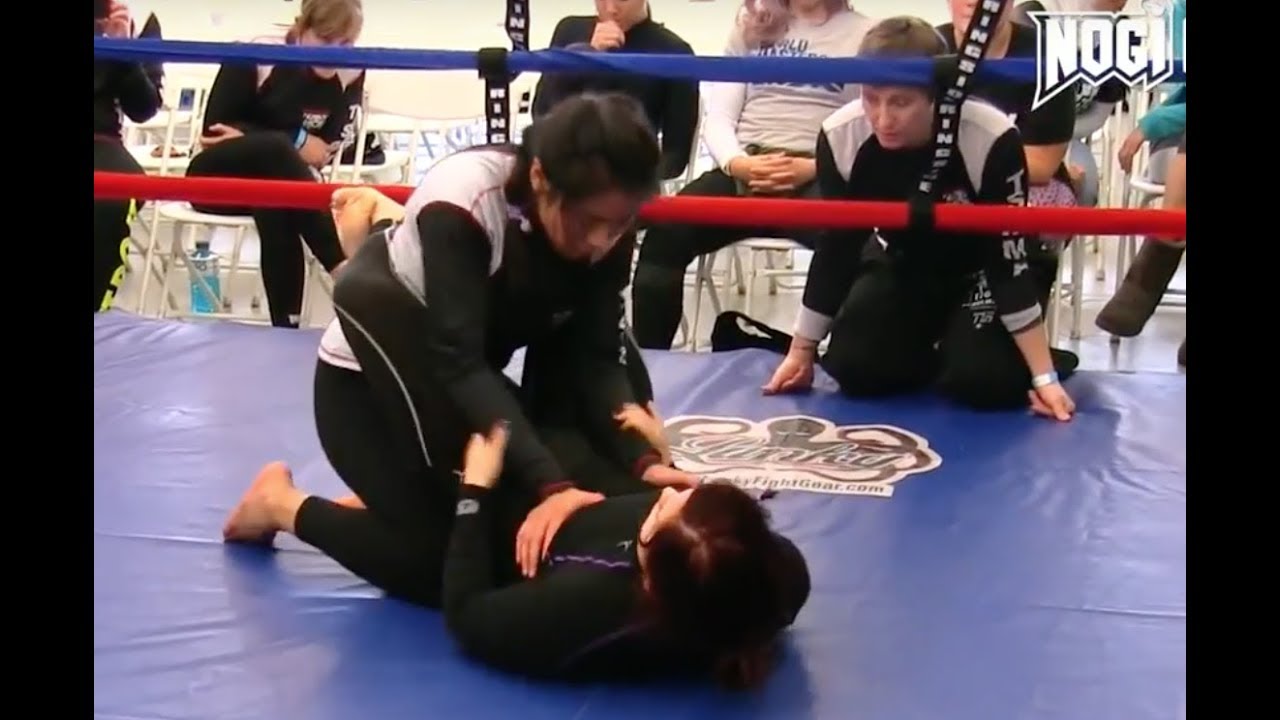 Girls Grappling No-Gi Tournament Match • Women Wrestling BJJ MMA Female ...