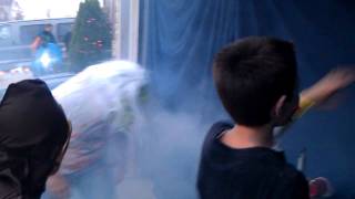 VIDEO0286 Troy and Aaron scare kids.3gp