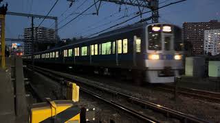 爆音電車小田急2000形