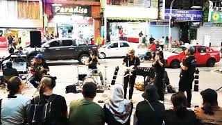 In The End (Linkin Park) by Chilloq Buskers Malaysia | 6 Mac 2020