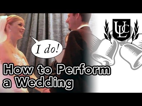 How to Perform a Wedding Ceremony (In 4 Simple Steps!) How to Perform a Wedding Ceremony (In 4 Simple Steps!)