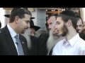 Mir Yeshiva students discuss a perplexing piece of Gemara with Ambassador Shapiro