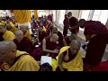 རྒྱུད་སྨད་གྲྭ་ཚང་དུ་བརྟན་བཞུགས་དང་རིམ་ལྔའི་དམར་ཁྲིད་ཀྱི་བཤད་ལུང་སོགས་སྩལ་བ།