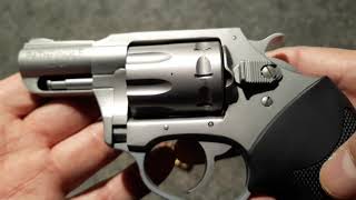 권총 리뷰 : Charter Arms Pathfinder 22 LR 더블 액션 리볼버를 소개합니다.