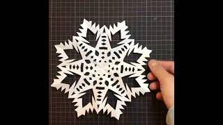 How to make easy paper snowflakes Christmas origami