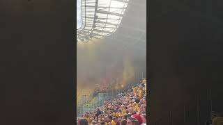 Dynamo Dresden | Borussia Dortmund || - Rauch und Pyro im Gästeblock
