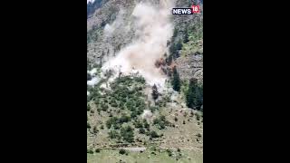 Himachal Pradesh: Landslide Kills 9, Leaves 3 Injured | Heavy Stones Hit Vehicles | YouTube Shorts