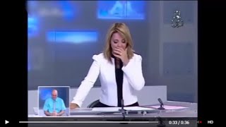 شاهد .. ماذا وقع لمذيعة نشرة أخبار التلفزيون الجزائري على المباشر؟!
