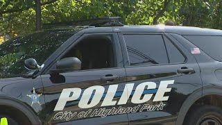 Highland Park residents told to shelter in place due to police activity