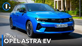 Opel Astra elettrica 2023 | Coinvolgente da guidare con 157 CV e autonomia di 400 km
