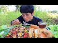 หมูสามชั้นต้มตำหอยเชอรี่เผ็ดแกล้มผักสดแซ่บคักอีหลีครับพี่น้องmukbang eating show โก้อีสานพาแดก