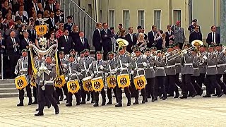 Regimentsgruß (Marsch) Wachbataillon/Musikkorps der Bundeswehr - Feierliches Gelöbnis 2019