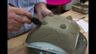 POTTERY - How to make a unique ceramic bowl.  クラーク陶芸教室は市川市船橋近郊にあります。