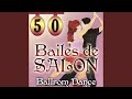Pasodoble Medley: La Morena De Mi Copla / Madrecita Maria Del Carmen (Singing)