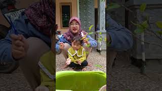 Emak ajari bocil gosok gigi #funny #shorts