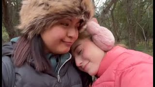 Le dí recompensa millonaria a joven honesta para salvar a su hermana 😭 lloramos