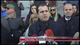 Protestë kundër Vangjush Dakos: Po lironi kriminelët! - News, Lajme - Vizion Plus