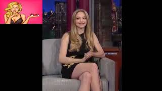 Sarışın Güzel Amanda Seyfried Bacak Şov Mükemmel Oturuş