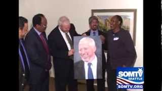 Amin Amir surprise Seattle Mayor Mike McGinn SOMTV-SEATTLE