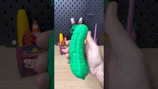 3D Printed Pickle Sickle | Collapsable Sword in Pickle