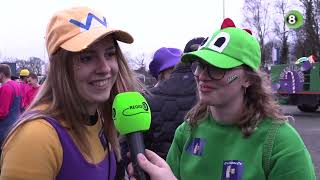 Feest in straten van Rietmolen tijdens de verlichte carnavalsoptocht