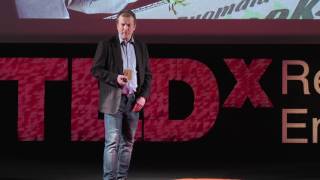 IL MARKET VIRTUALE, DIRETTO E ITINERANTE | Thomas Snellmann | TEDxReggioEmilia