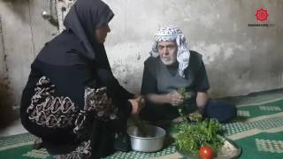 ثمانيني شبه أصمّ يعيش مع شبه عمياء .. أبو أحمد فقد 3 أبناء وبقى اثنان رؤيتهما آخر ما يتمناه