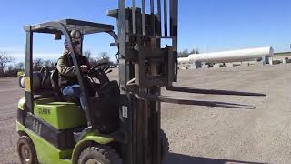 2005 Clark 25L Forklift