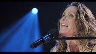 Beth Hart - Leave The Light On (Live At The Royal Albert Hall)