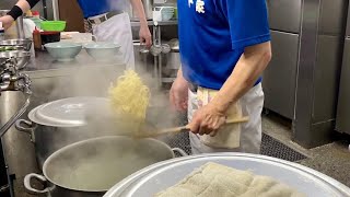 【貴重映像】横浜家系ラーメンの職人技【千家本店】ラーメンの作り方 How to make a iekei ramen