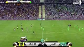 فارس عوض  ( من يسكتهم ) أقوى صخب لجماهير الإتحاد