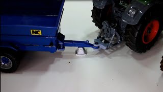 Testing the rear link clevis hitch for Siku and Britains tractors