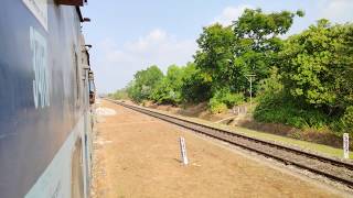 12133 Mangalore Superfast Express at Manki