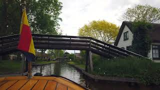 GIETHOORN Touristen Rundfahrt - Holland by Boat