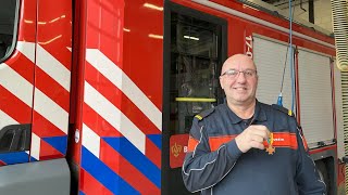 Dirk-Jan (62) onderscheiden voor 50 jaar dienst bij de Jeugdbrandweer