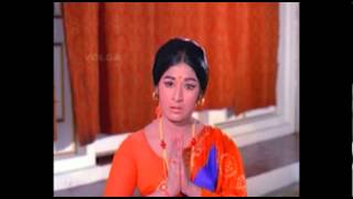 Prem Nagar Telugu Movie Scenes | Vanisri Sings a beautiful song | ANR | Suresh Productions