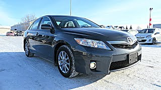 2011 Toyota Camry XLE Hybrid Review